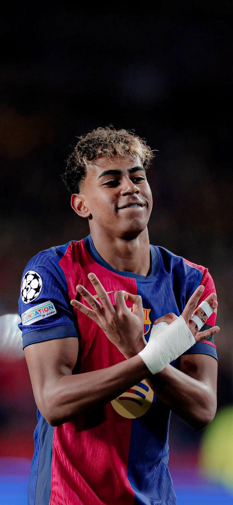 巴顿：李嗣镕一直很努力地训练，他的中超首秀应该是满分（巴顿赞李嗣镕训练刻苦：中超处子秀堪称满分）