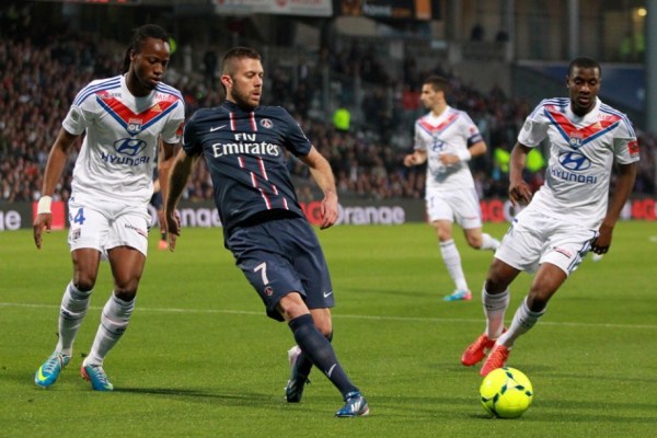 津媒：为更好地与球迷交流，于根伟将在近日进行一次线上直播（津媒：于根伟将于近日开启线上直播，加强与球迷互动）