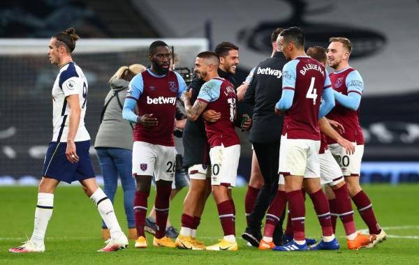 多特vs比利亚雷亚尔：阿德耶米、安塞尔米诺、帕尔特伊出战（多特对阵比利亚雷亚尔：阿德耶米、安塞尔米诺、帕尔特伊登场）