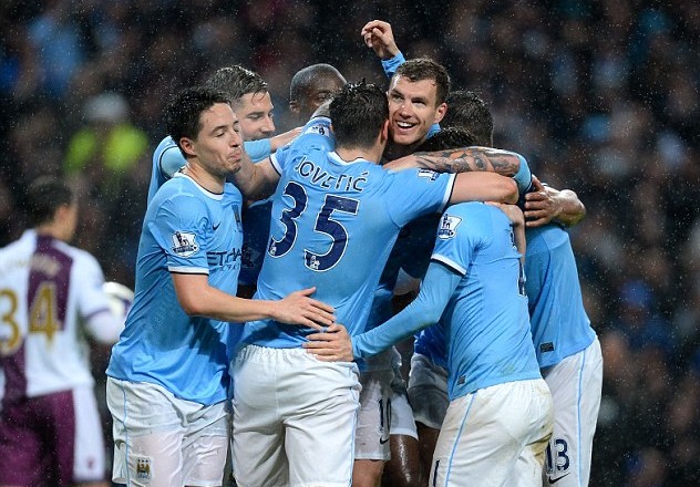 跟队记者：VAR竟然认为米兰对阵帕尔马时的点球是萨56的犯规（队记：VAR认定米兰对帕尔马那粒点球源于萨56犯规）