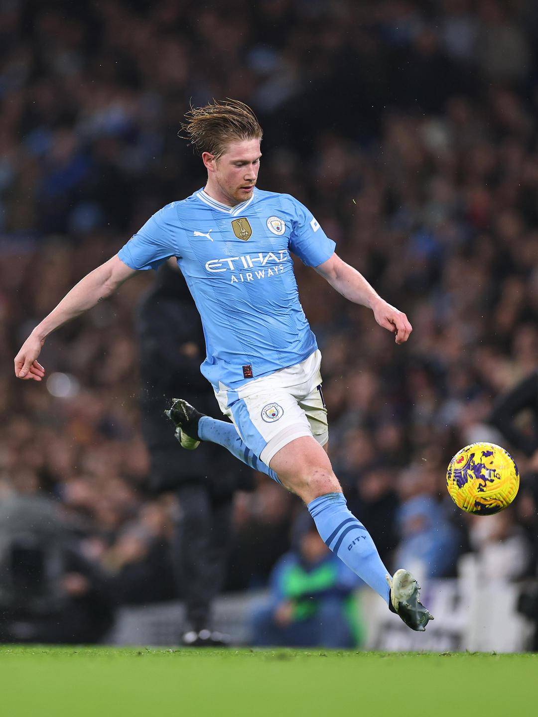 武汉三镇快速反击极具威胁（武汉三镇反击迅猛，威胁十足）