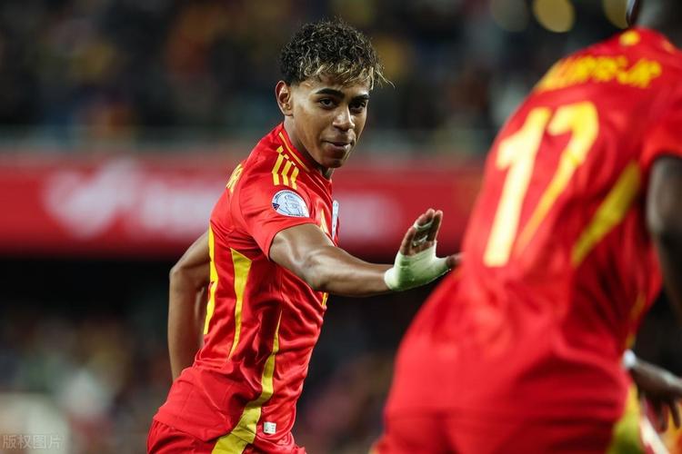 西班牙人俱乐部即将连续第13年与位于巴塞罗那的特...（西班牙人俱乐部与巴塞罗那的特…合作即将迈入第13年）