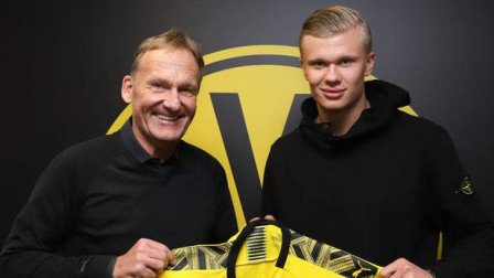 篮网官宣阵容调整 年轻球员获机会（篮网官宣人员调整，年轻球员迎来机会）