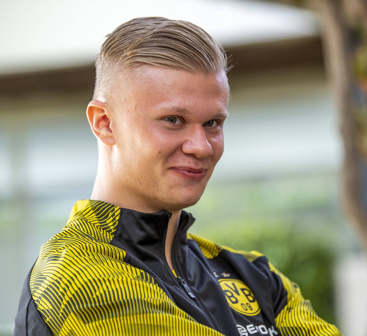 足球报：柔佛新山疑似使用停赛球员，海港队尚未确定是否上诉（《足球报》：柔佛新山疑派禁赛球员出场，海港队尚未决定是否上诉）