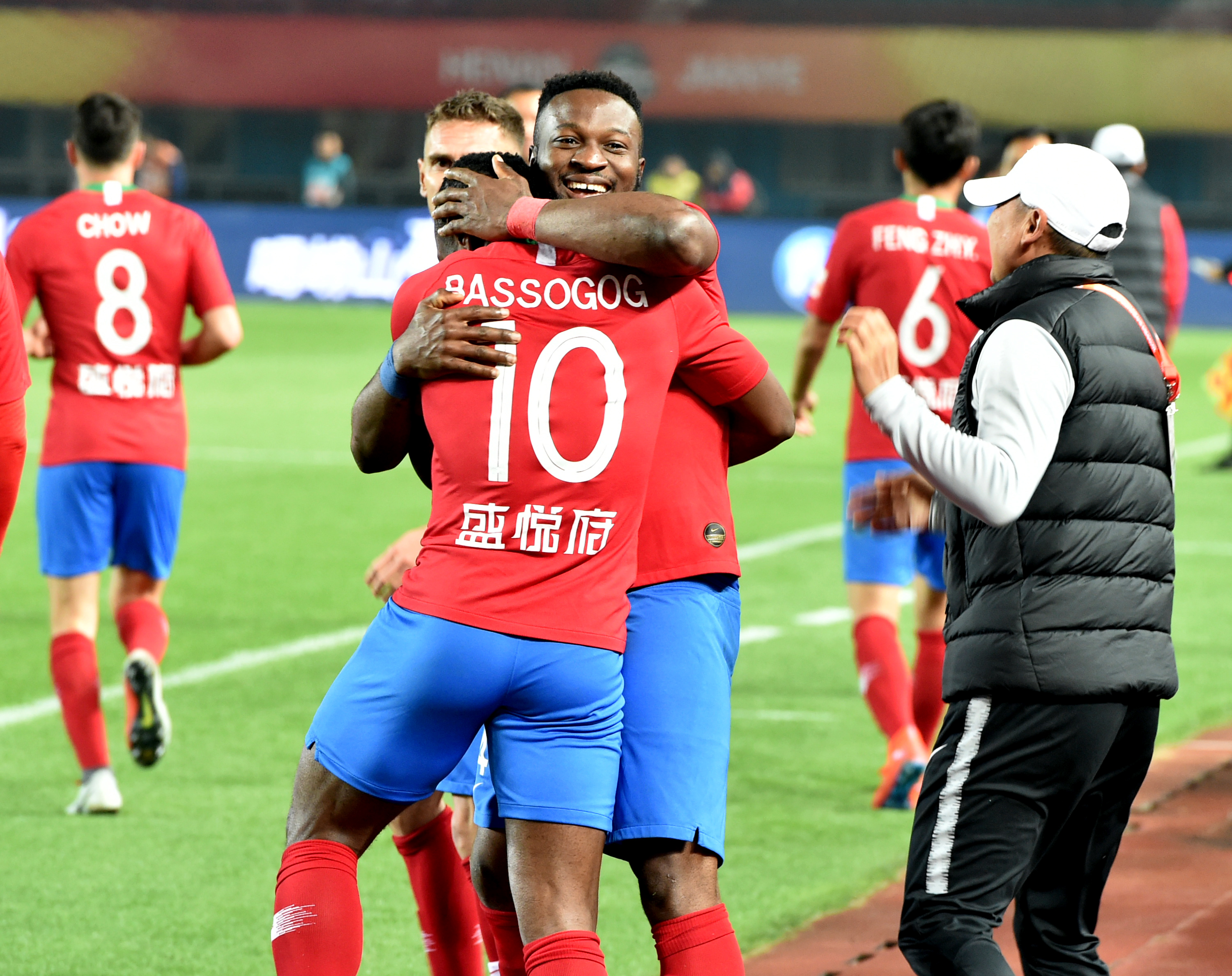 官方：美加墨世界杯所有比赛上下半场都有3分钟补水时间（官宣：美加墨世界杯每场比赛上下半场均设3分钟补水暂停）