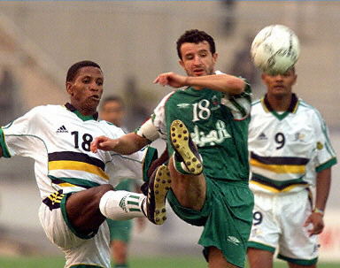 马丁内斯：C罗在葡萄牙不存在“特殊待遇”，每名球员都应被认真对待（马丁内斯：C罗在葡萄牙无“特权”，全队球员一视同仁）